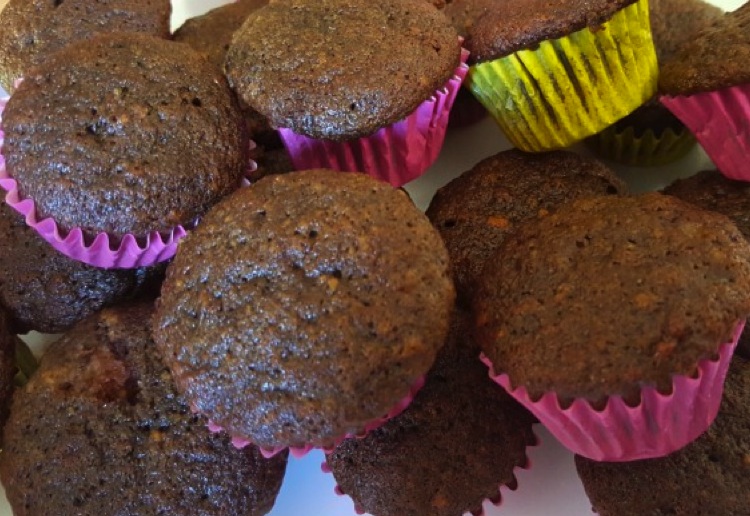 Banana, apple and cacao mini muffins Real Recipes from Mums