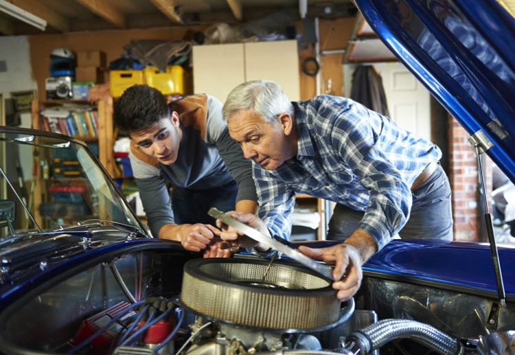 Teaching your teenagers good car maintenance habits - Mouths of Mums